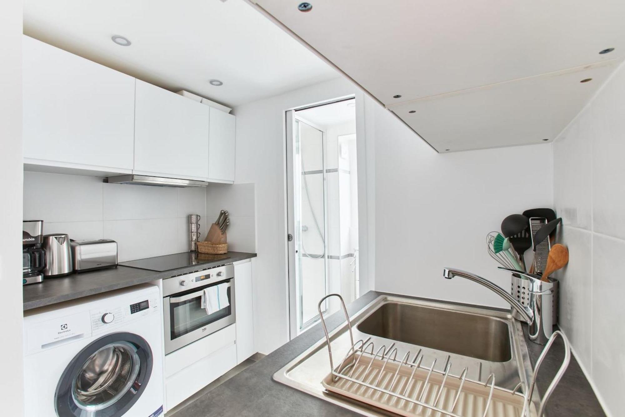 Montmartre & Sacre-Coeur Basilica - 1Br - Cityapartmentstay Paris Exterior photo